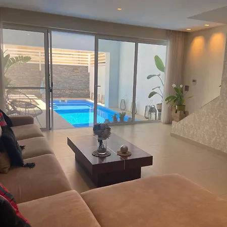 Luxurious 3 Bedroom With Pool * San Ġiljan